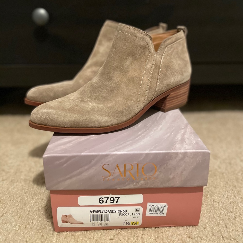 BRAND NEW Franco Sarto Suede Booties